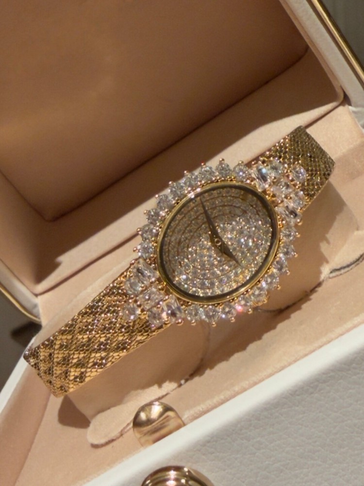 Vintage Ladies Oval Shape Quar - Watch Winder Compact 评论和价格